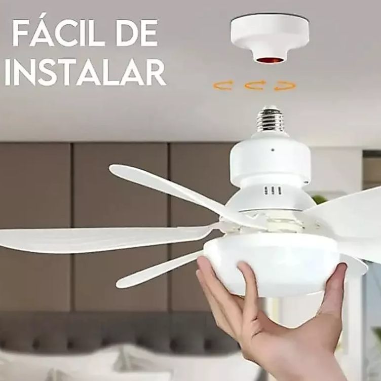 Mão rosqueando o ventilador no bocal do teto